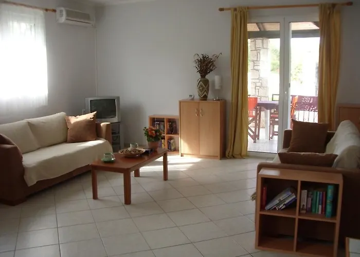 Дом отдыха Kaminia Villas *