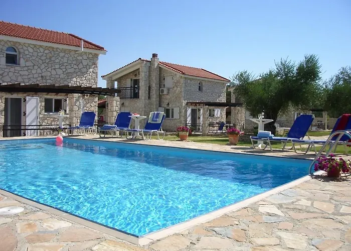 Kaminia Villas *